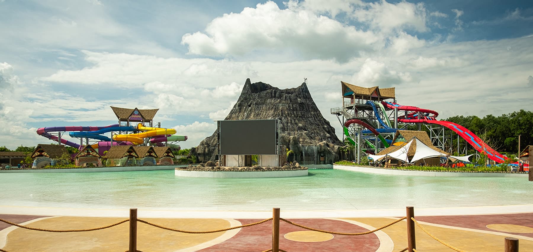 Mana Bay water park